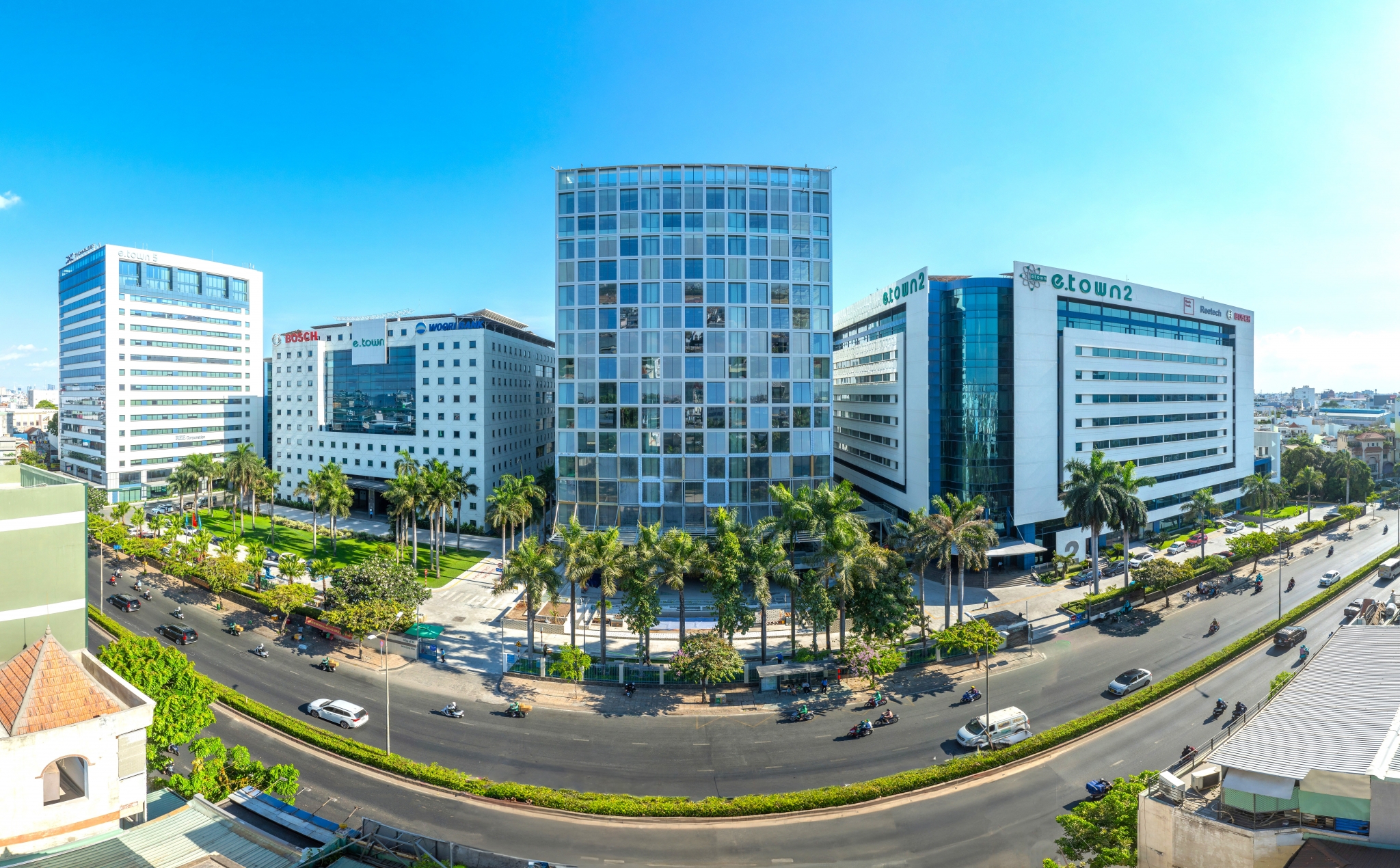 Hình ảnh các tòa nhà Etown của tập đoàn REE nằm tại Phường Tân Bình, TPHCM